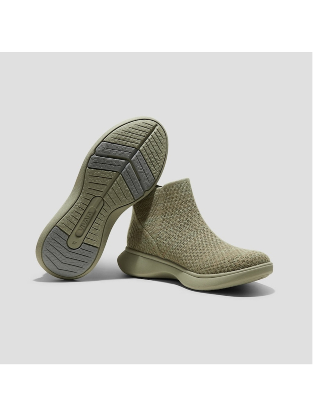 Women's VIVAIA Slip-On Urban Ankle Boots 37 6.5 Wool Knit Olive Comfort NWOB